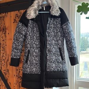 Women's Black and Gray Winter Coat